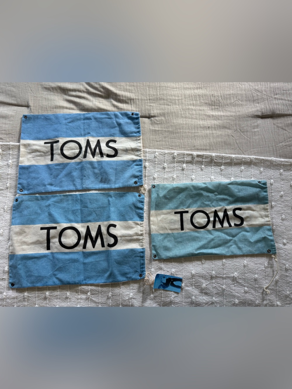 Lot of 3 toms shoe canvas bags flag